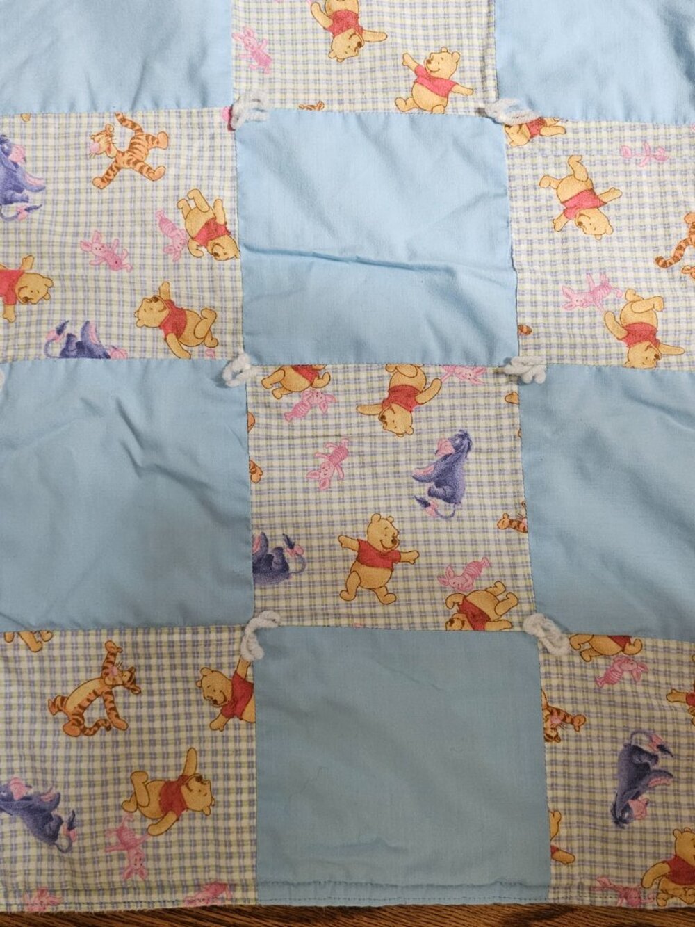 Hand Made Disney Winnie the Pooh & Friends Piglet Tiger Eeyore QUILT BLANKET